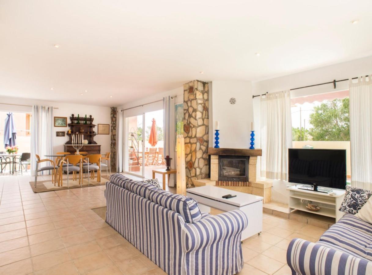 Ferienhaus Llevant, Aire Acondicionado, Piscina, Wifi, Parking, Barbacoa, Cerca De La Playa *